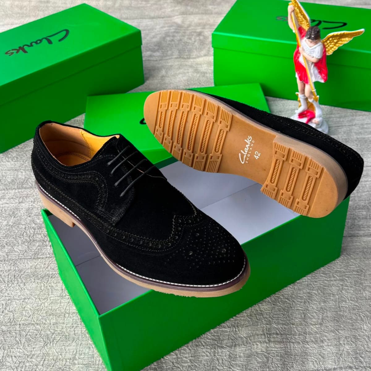 > Clarks Suede Brown Brogue Shoe.